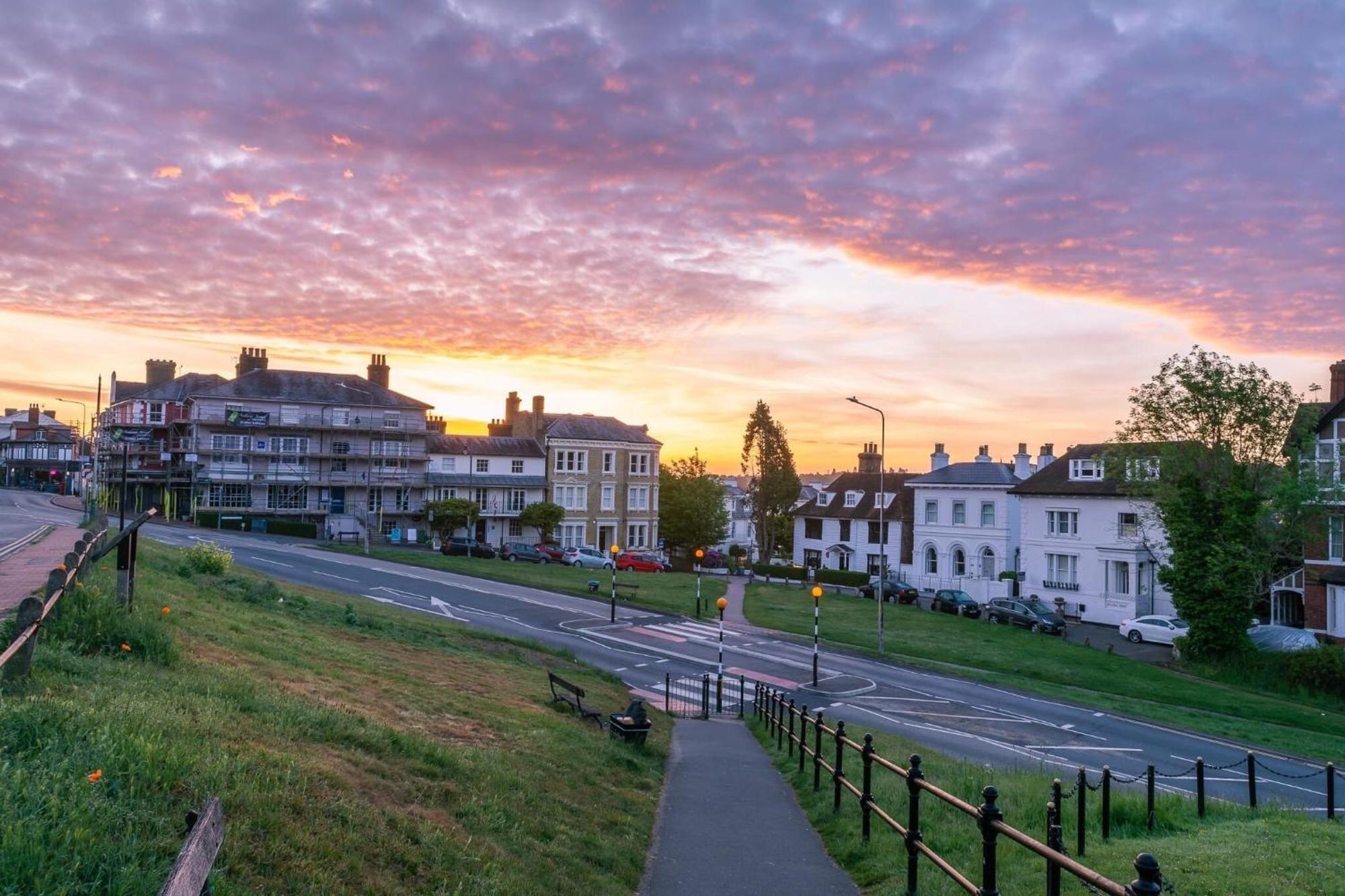 The Old Office Leilighet Royal Tunbridge Wells Eksteriør bilde